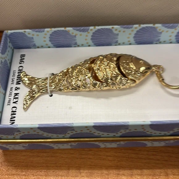 Piper K Fish MOVABLE GOLDEN Bag Charm & Key Chain BNIB - Picture 2 of 5